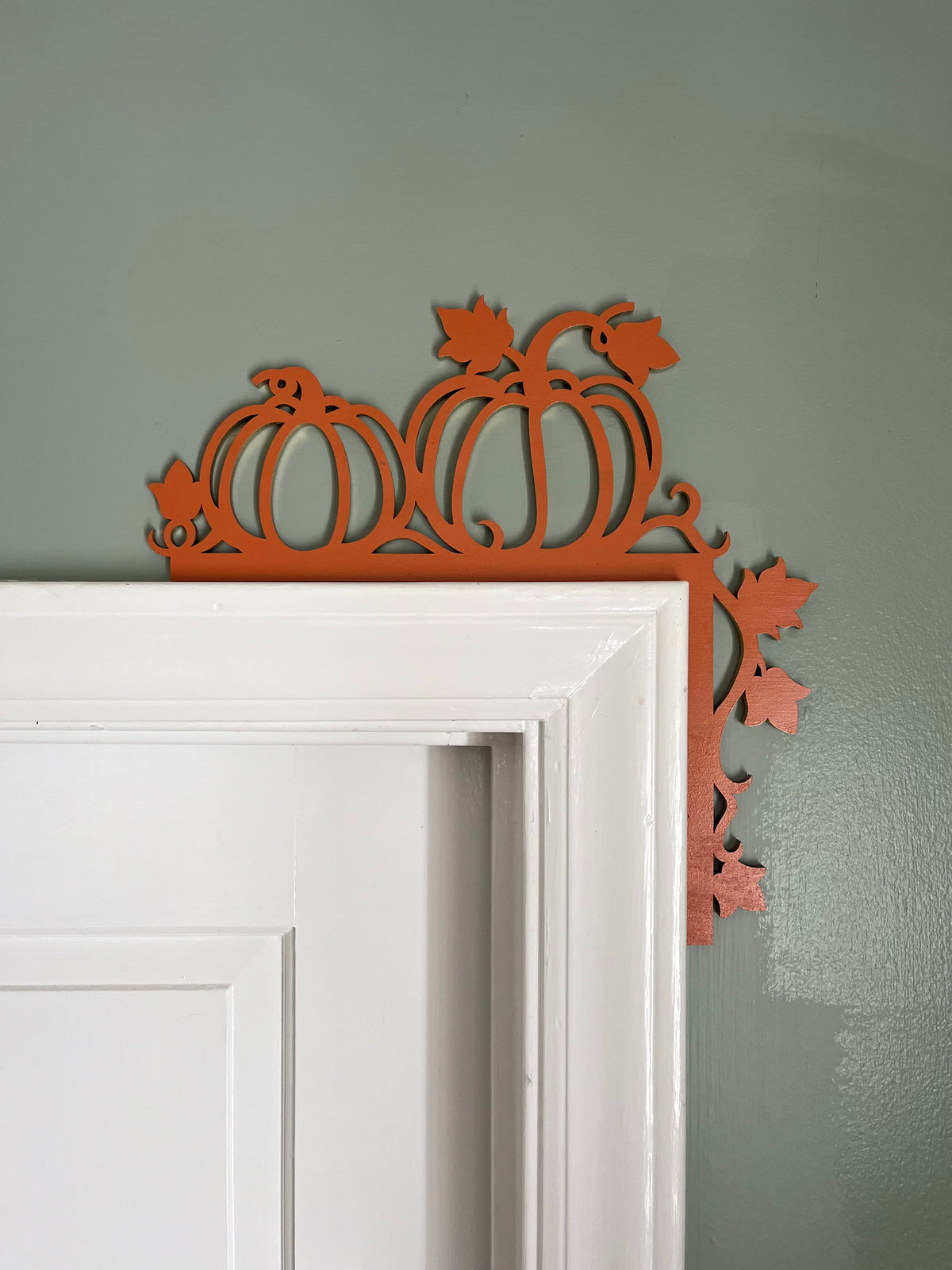 Pumpkin & Vine Door Corner Decoration